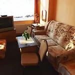 Avion Hotel