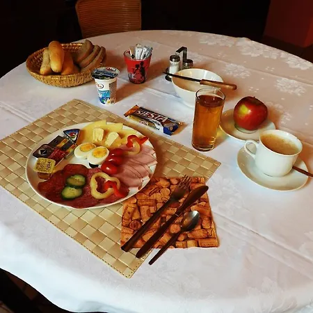 Hotel Avion 3*