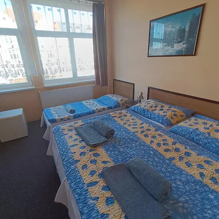 Avion Hotel 3*