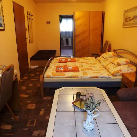 Avion Hotel 3*