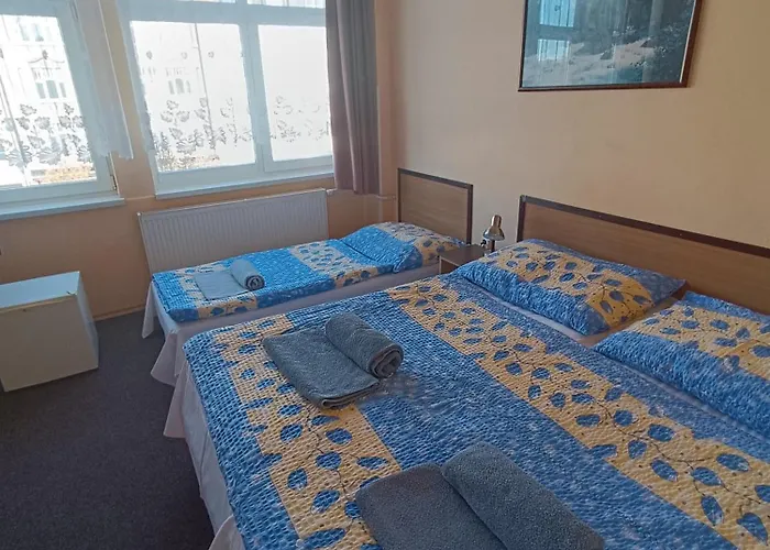 Avion Hotel 3*