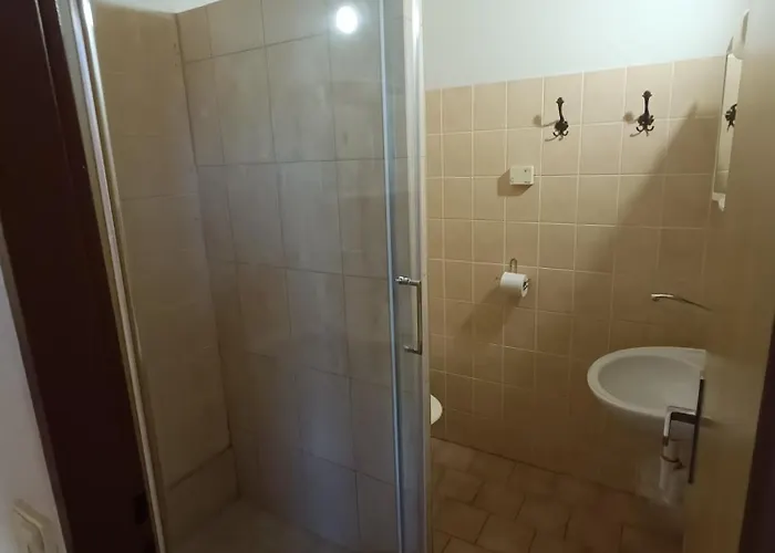 Avion 3* Prościejów